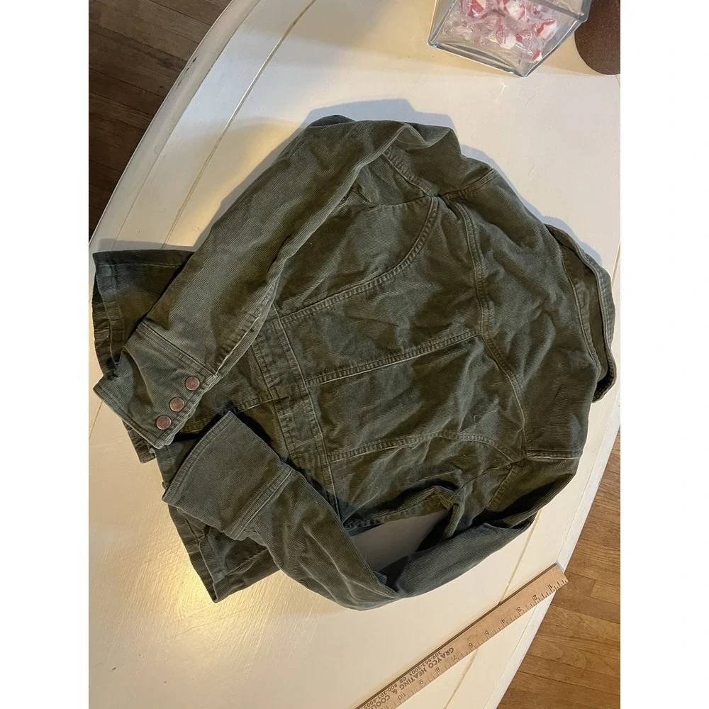 SO Olive Green Corduroy Jacket Womens Button Front Utility Trucker Style Sz Med